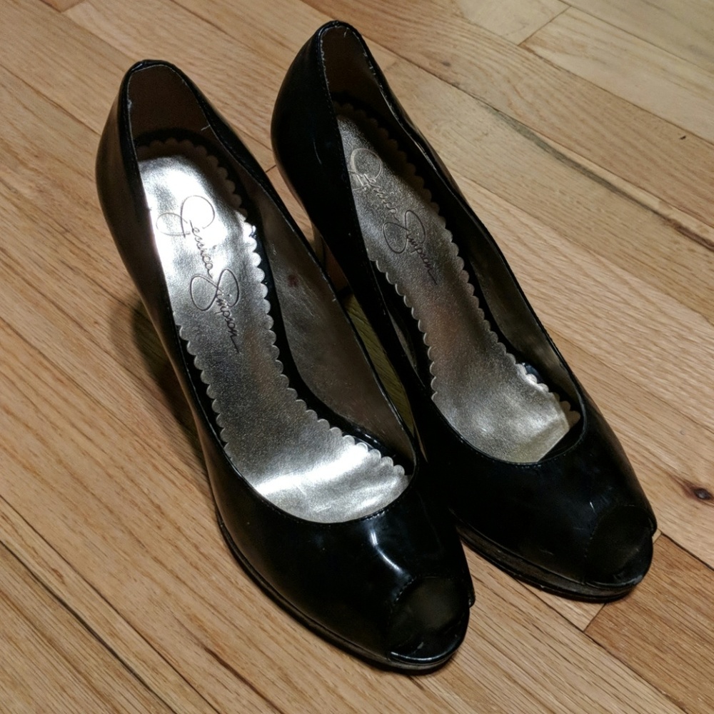 Jessica Simpson Black Shiny Peep Toe Heels